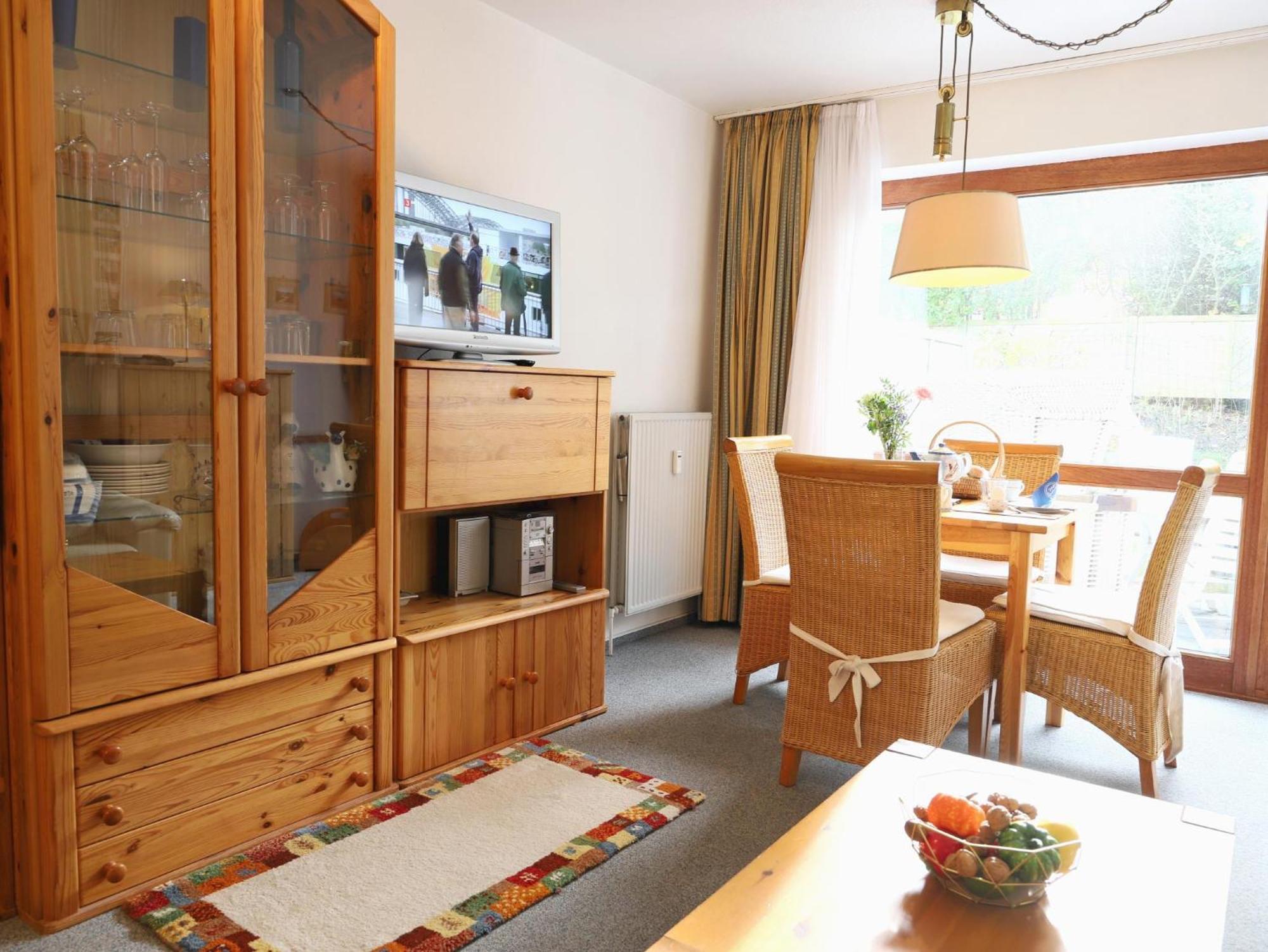 Appartamento Ruhig Gelegenes Haus Am Ortseingang Von Wenningstedt Esterno foto
